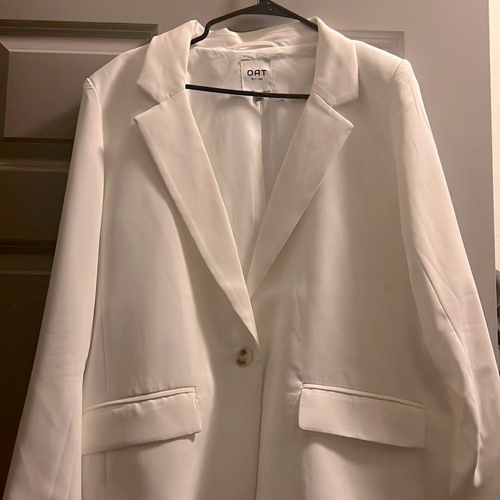 White Boutique Blazer